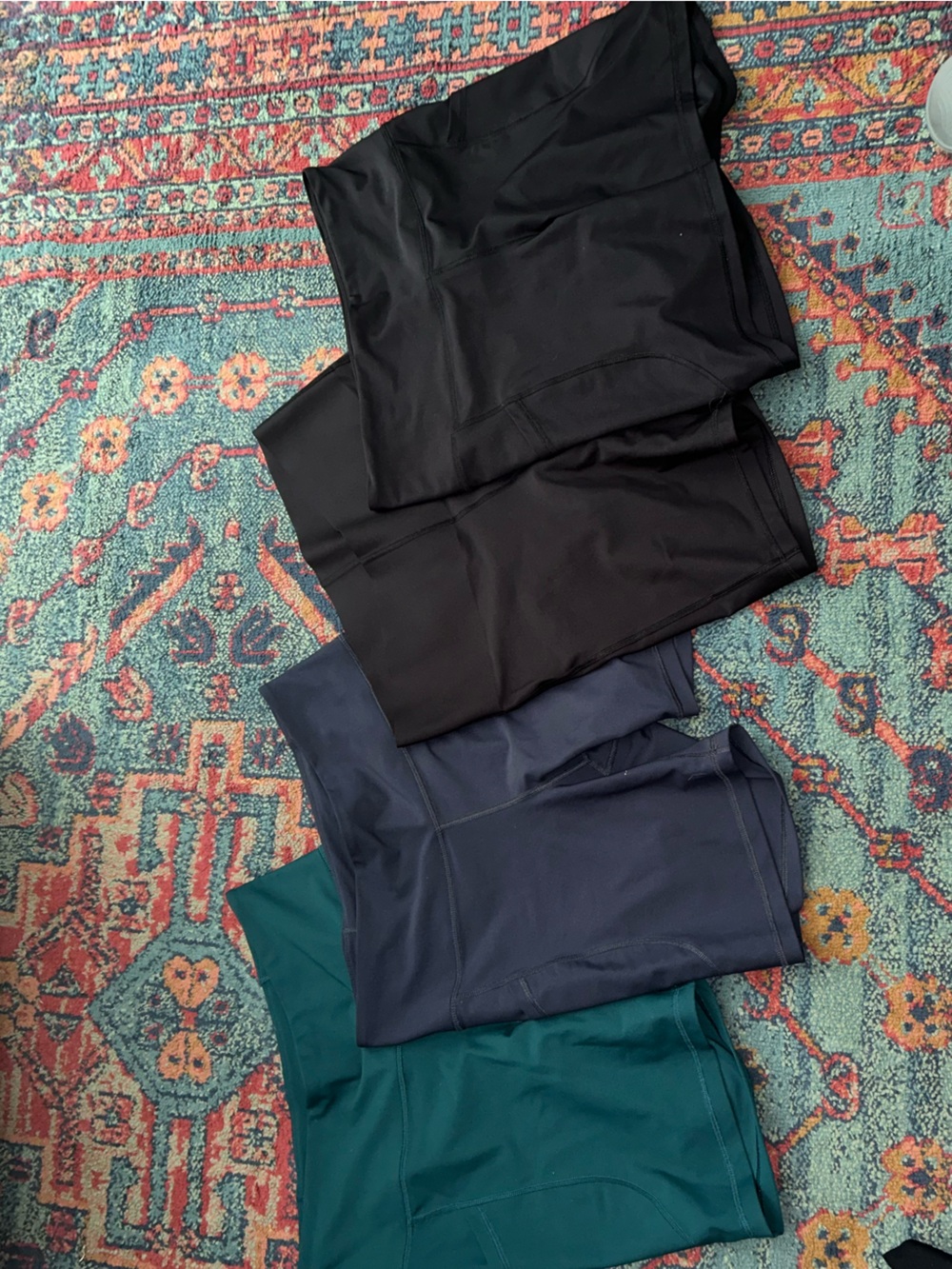 Lot of 4 pair Old Navy  Active High-Rise Bike Shorts